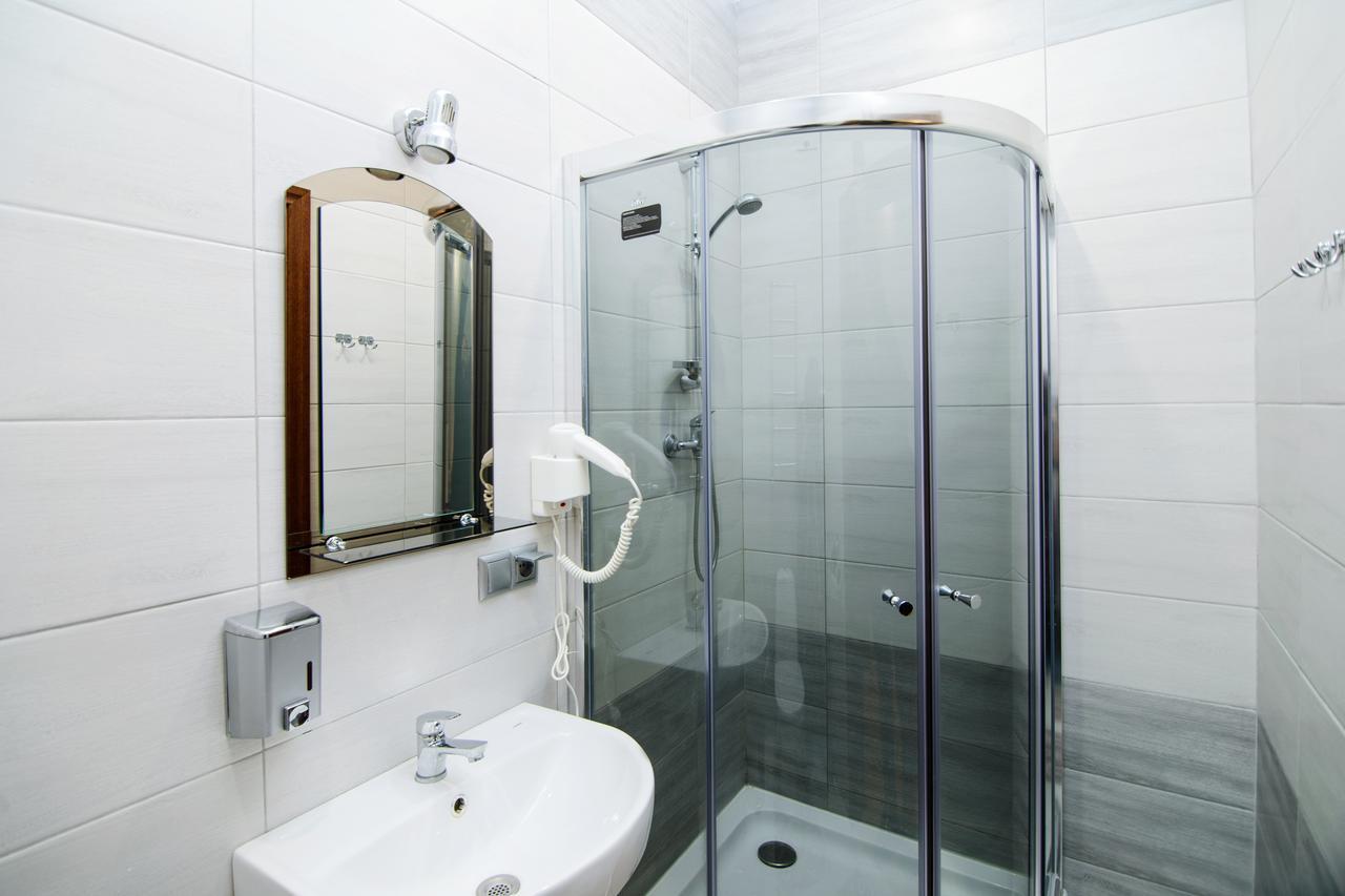 Premium Hostel Lviv Exterior foto